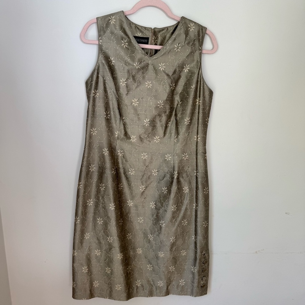 Vintage J. Peterman 100% Silk Dress NWT Size 12 Embroidered Floral Sheath